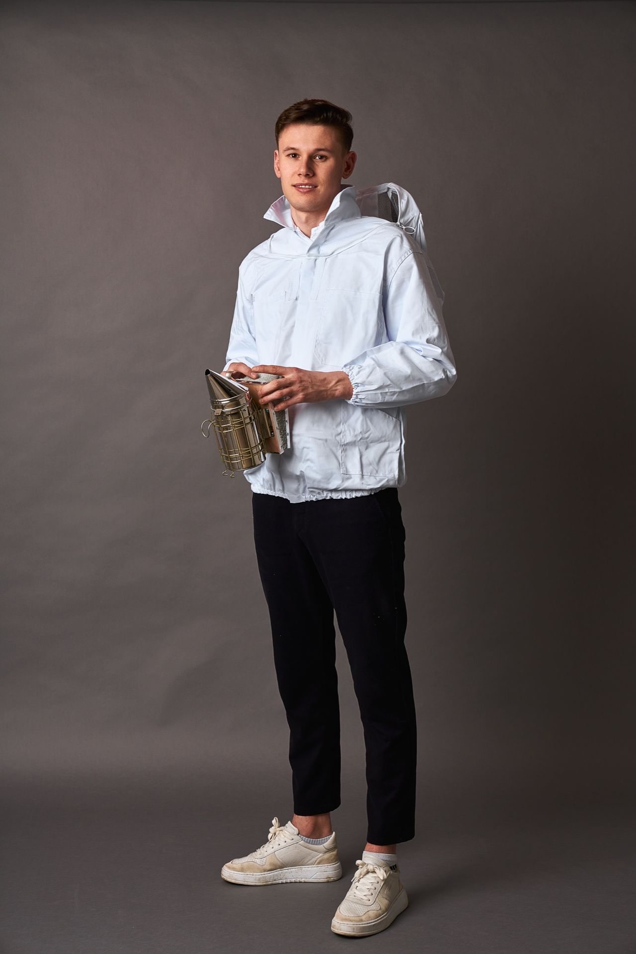 Maximilian Urban in der Imkerei